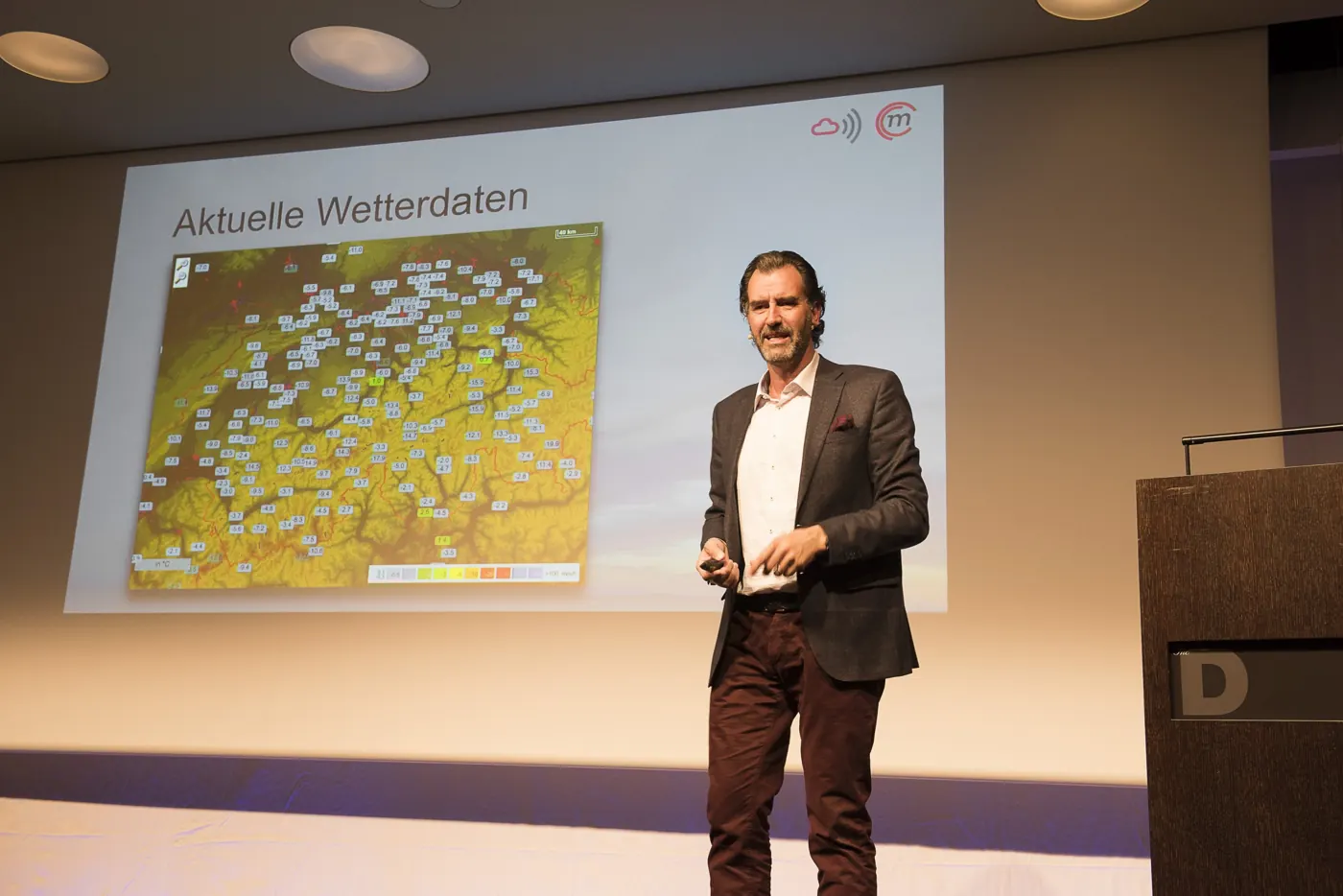 Peter Wick beim Wettervortrag